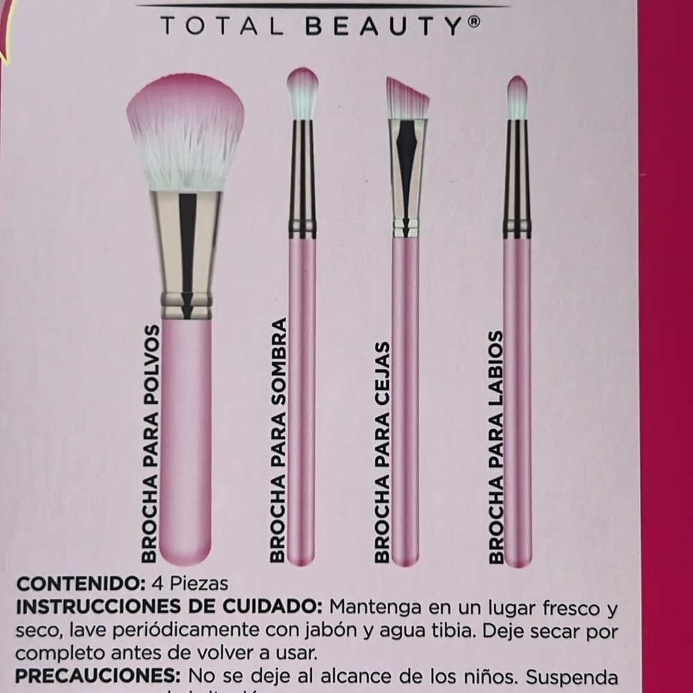 Barbie The Movie Makeup Brush Set Mexico Exclusive - Picture 6 of 6